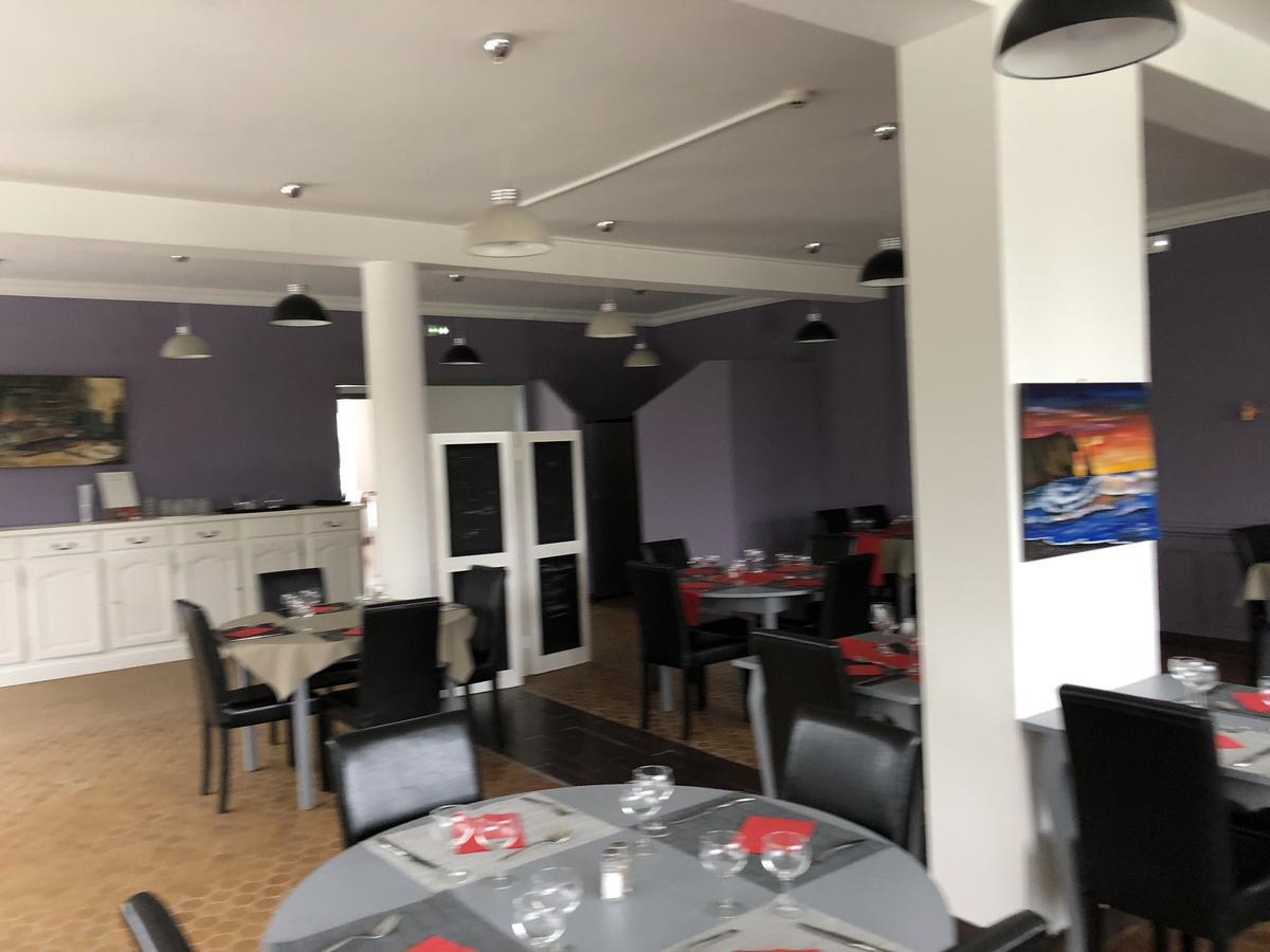Hotel La Cle Des Champs Le Teilleul Esterno foto