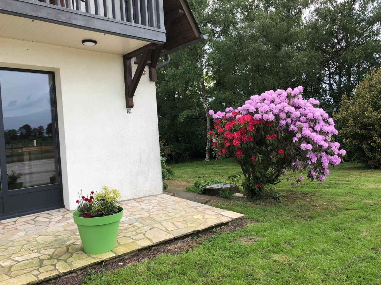 Hotel La Cle Des Champs Le Teilleul Esterno foto