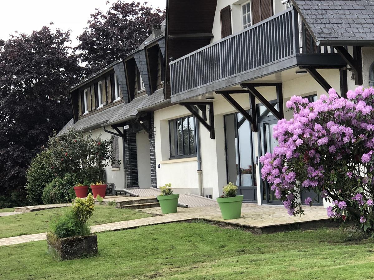 Hotel La Cle Des Champs Le Teilleul Esterno foto